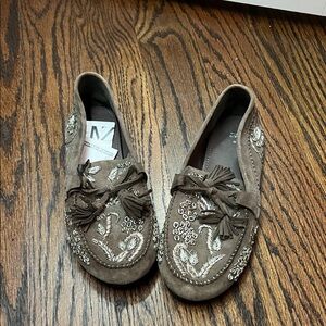 Embroidered Brown Loafers with Tassels